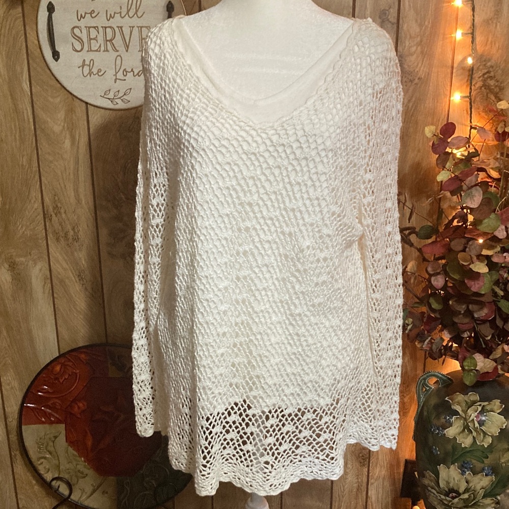 Croft & Barrow Cream and Gray Knit Sweater